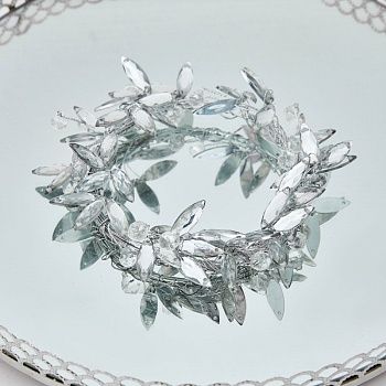 Венок декоративный Silver flowers